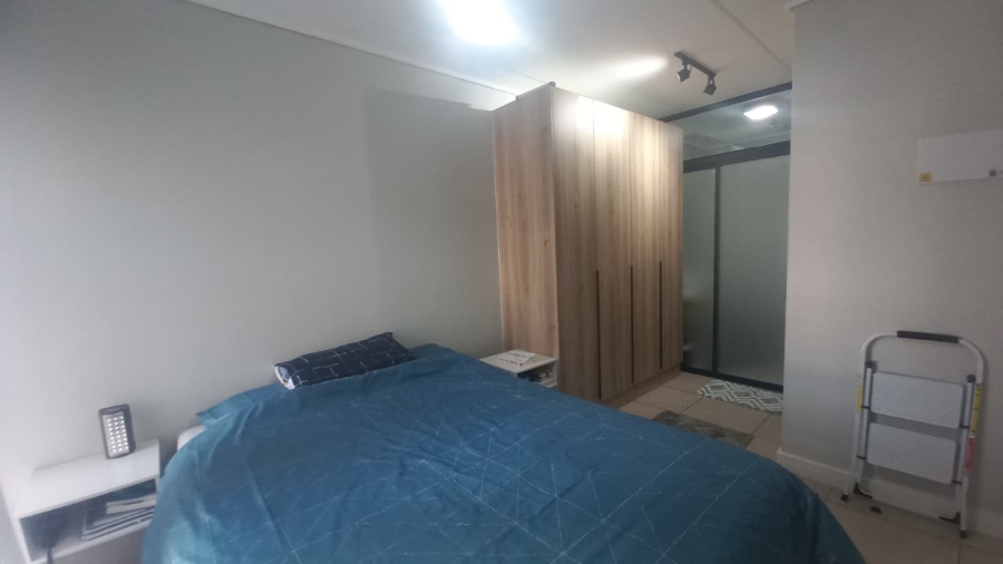 To Let 2 Bedroom Property for Rent in Mulbarton Gauteng