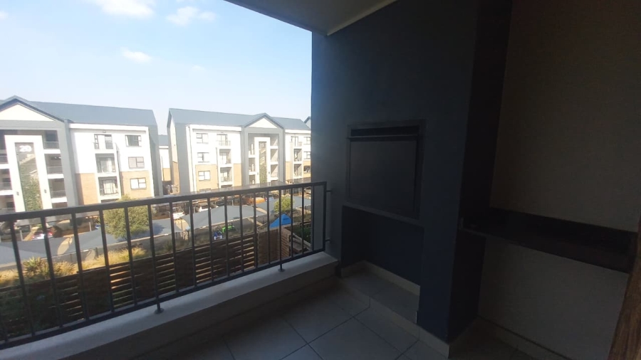 To Let 2 Bedroom Property for Rent in Mulbarton Gauteng