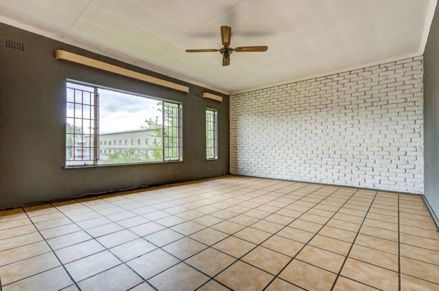 2 Bedroom Property for Sale in Kempton Park Central Gauteng