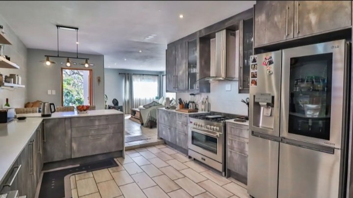 4 Bedroom Property for Sale in Kensington Gauteng