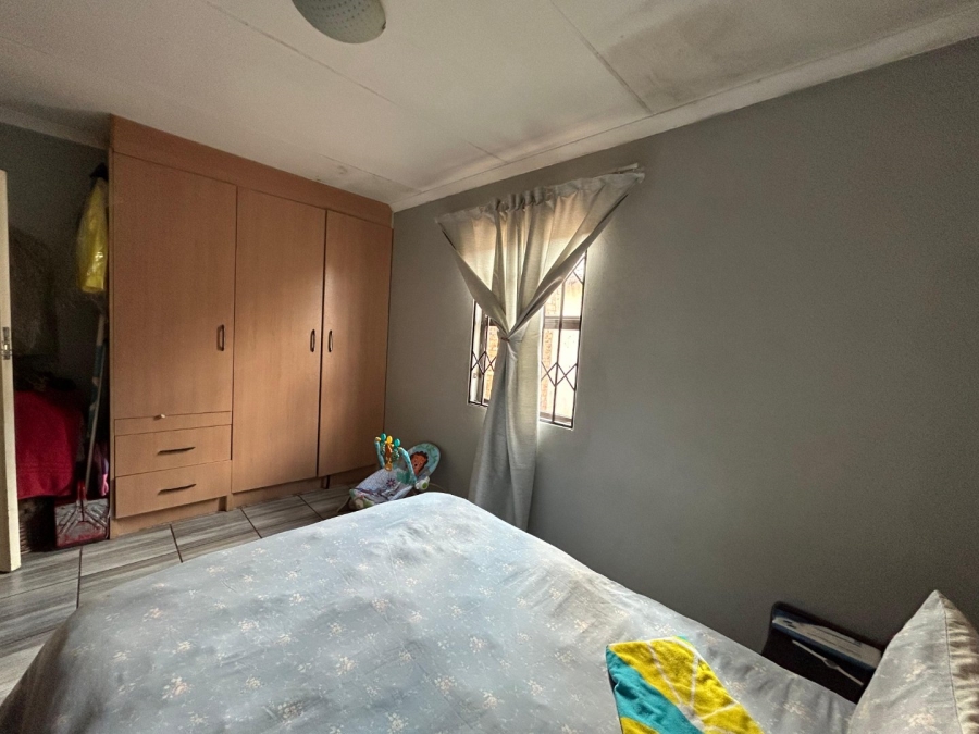 2 Bedroom Property for Sale in Windmill Park Gauteng