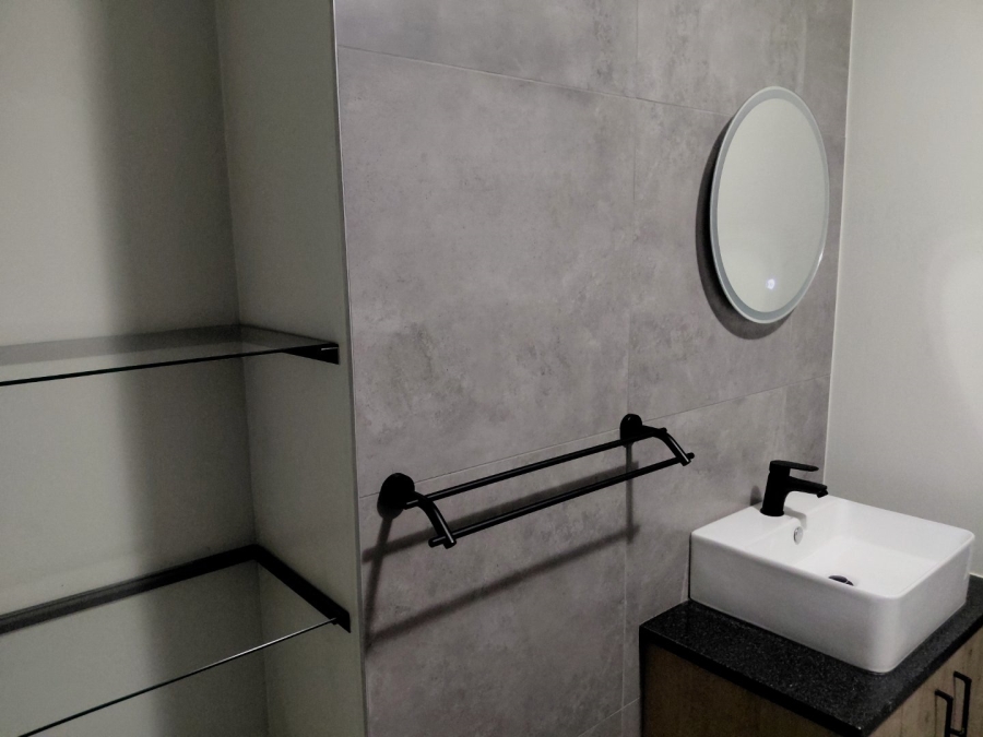 To Let 2 Bedroom Property for Rent in Waverley Gauteng