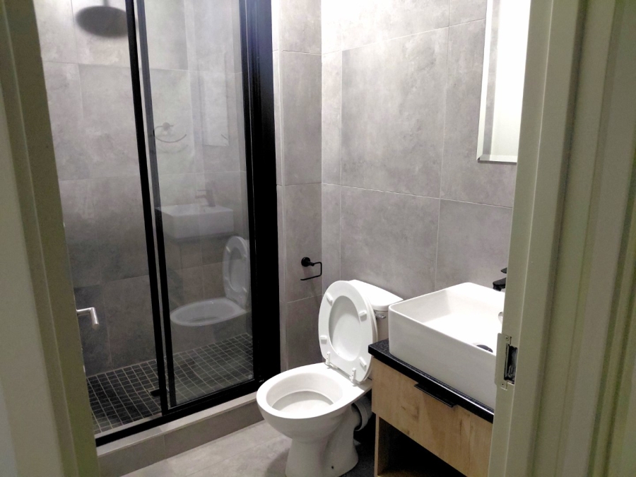 To Let 2 Bedroom Property for Rent in Waverley Gauteng