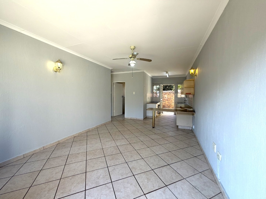 To Let 2 Bedroom Property for Rent in Wierda Park Gauteng