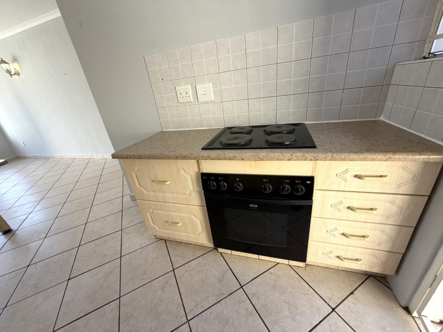 To Let 2 Bedroom Property for Rent in Wierda Park Gauteng