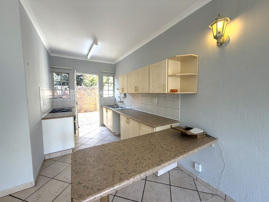 To Let 2 Bedroom Property for Rent in Wierda Park Gauteng
