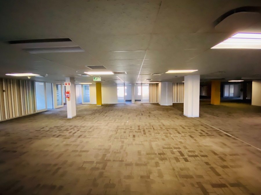 To Let Commercial Property for Rent in Nieuw Muckleneuk Gauteng