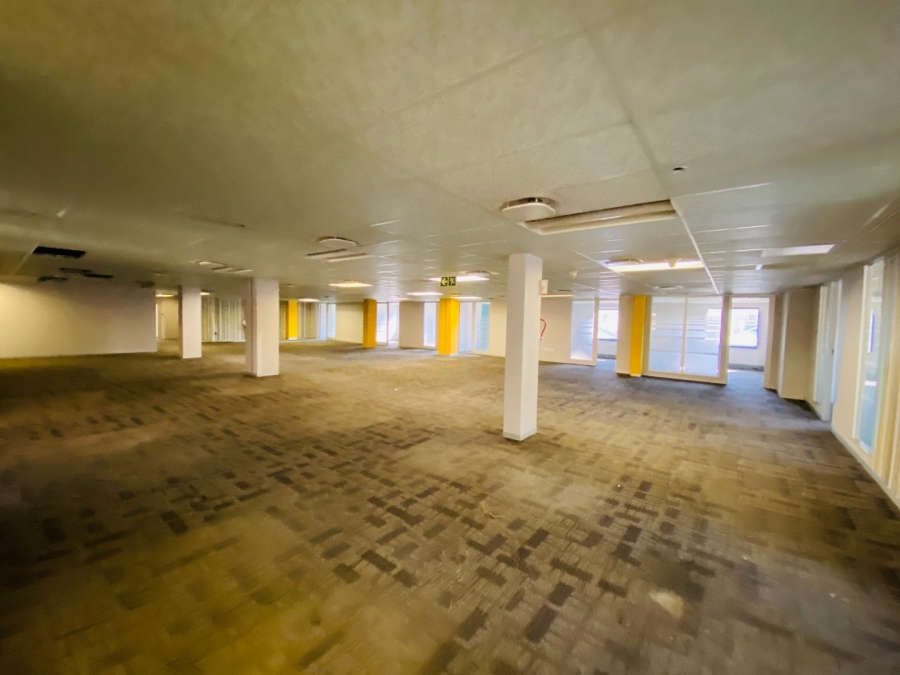 To Let Commercial Property for Rent in Nieuw Muckleneuk Gauteng