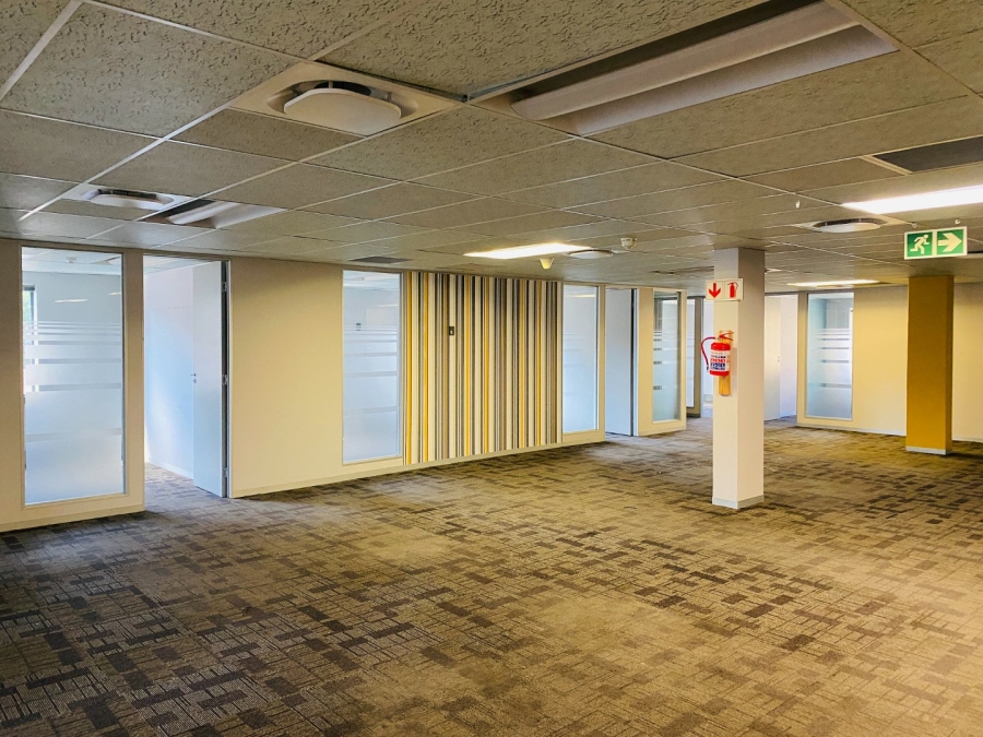 To Let Commercial Property for Rent in Nieuw Muckleneuk Gauteng
