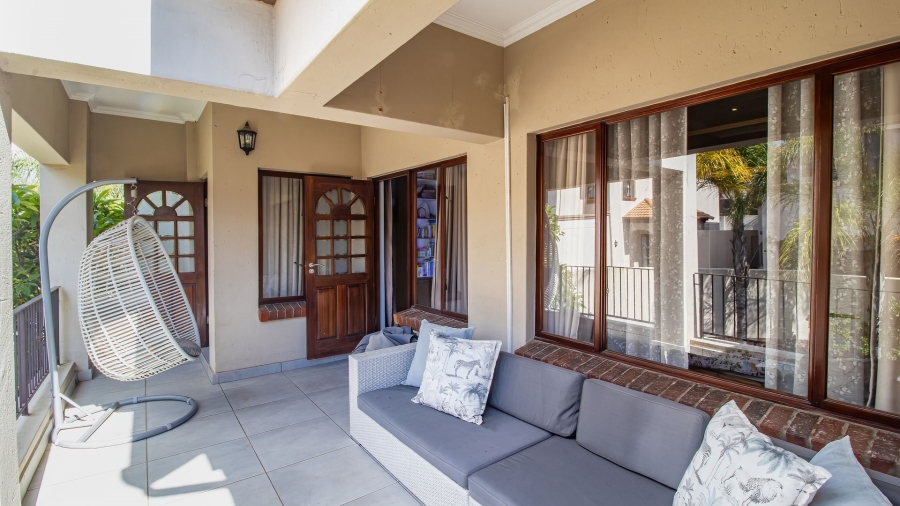 To Let 3 Bedroom Property for Rent in Glenvista Gauteng