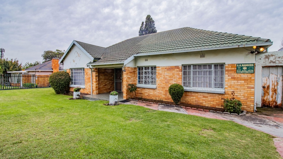 To Let 3 Bedroom Property for Rent in Chrisville Gauteng