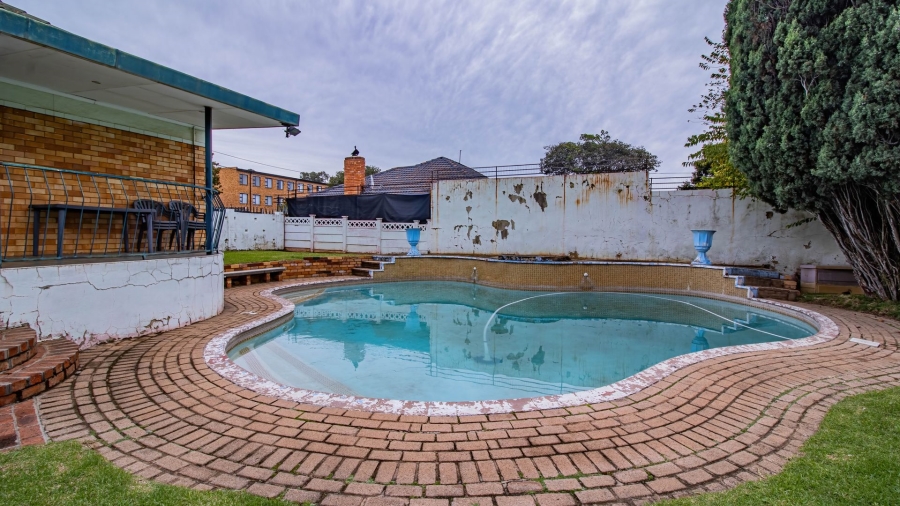 To Let 3 Bedroom Property for Rent in Chrisville Gauteng