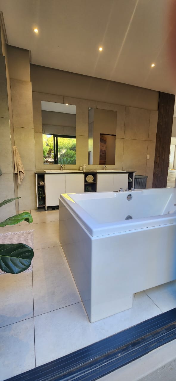 4 Bedroom Property for Sale in Dunblane Lifestyle and Equestrian Estate Gauteng