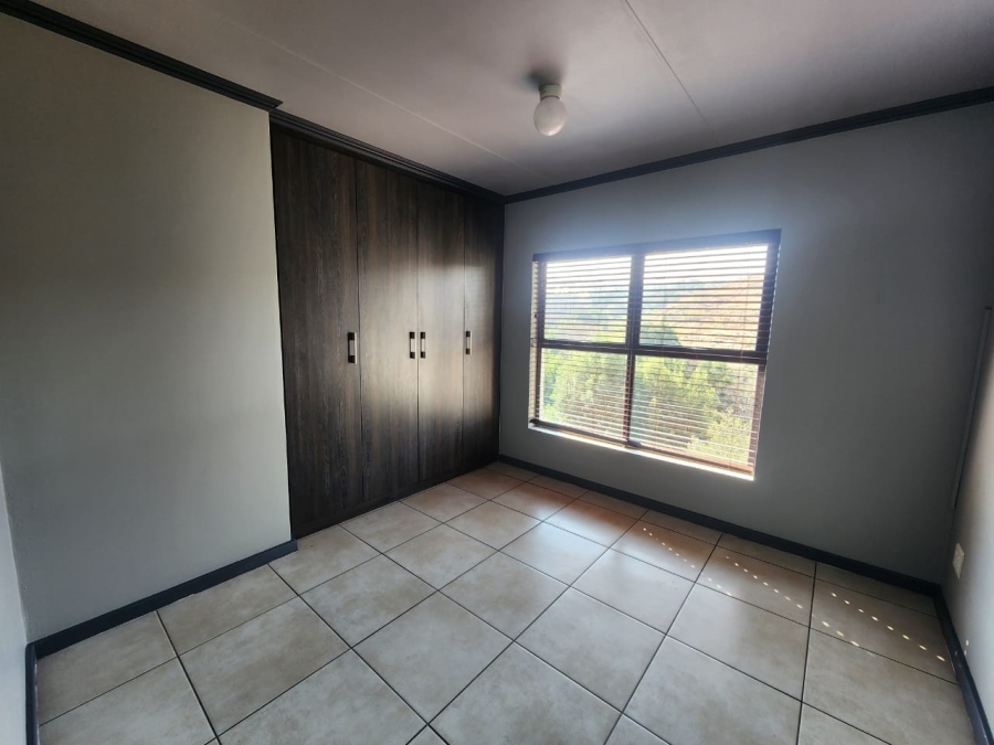 1 Bedroom Property for Sale in Oakdene Gauteng