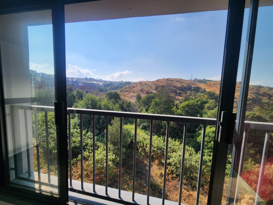 1 Bedroom Property for Sale in Oakdene Gauteng