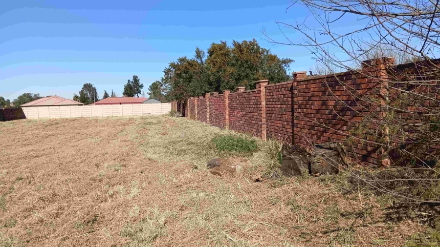 Commercial Property for Sale in Kookrus Gauteng
