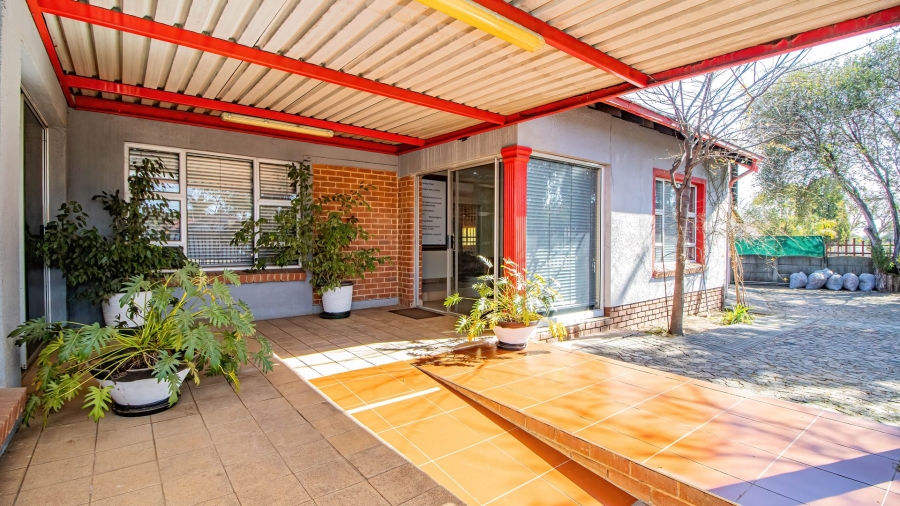 3 Bedroom Property for Sale in Glen Marais Gauteng