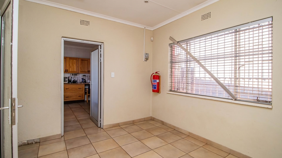 3 Bedroom Property for Sale in Glen Marais Gauteng