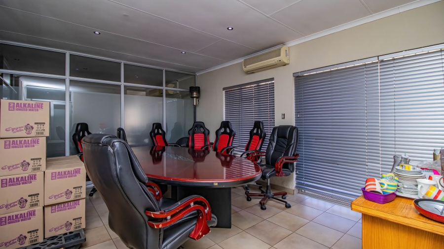 3 Bedroom Property for Sale in Glen Marais Gauteng
