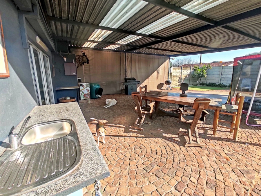 4 Bedroom Property for Sale in Vanderbijlpark SE 1 Gauteng