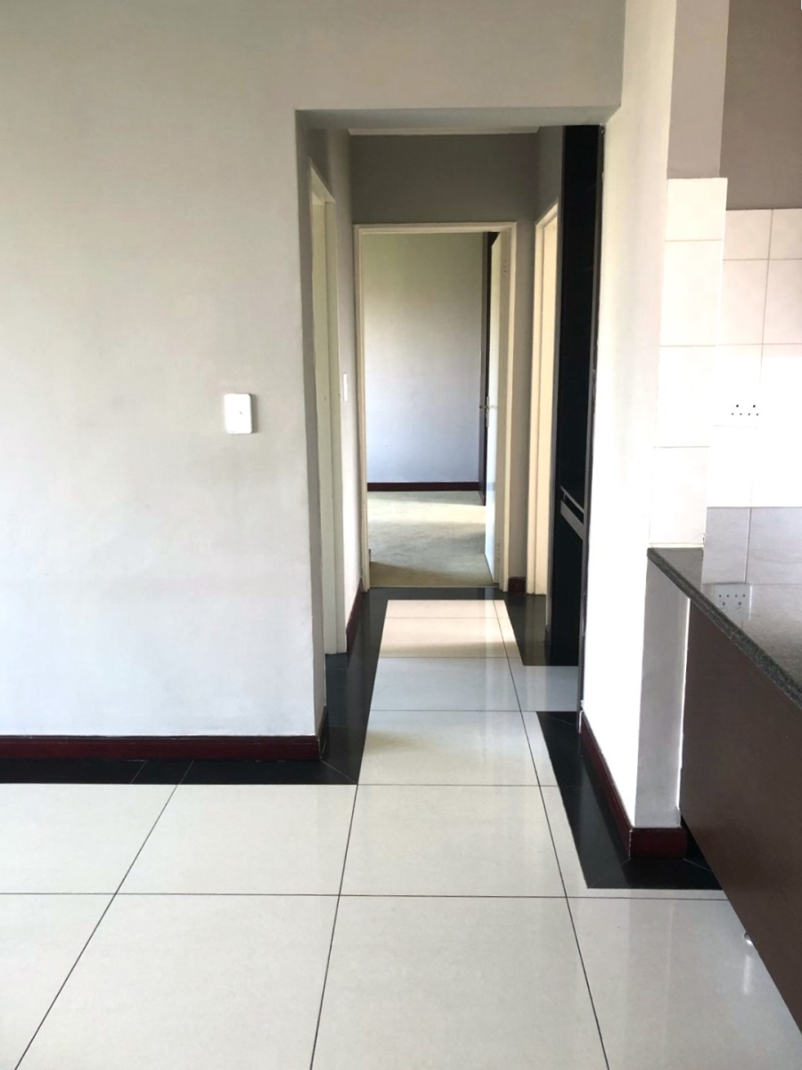 2 Bedroom Property for Sale in Noordwyk Gauteng