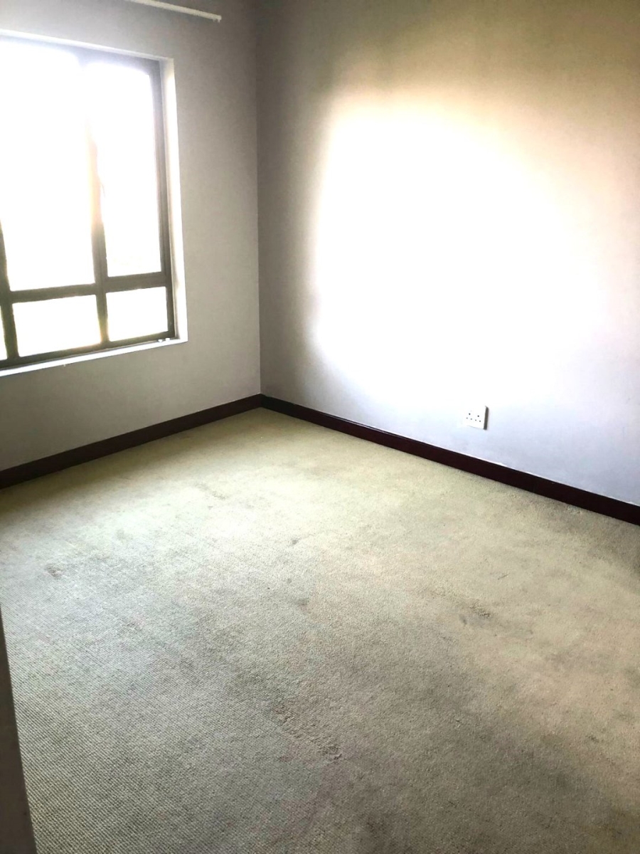 2 Bedroom Property for Sale in Noordwyk Gauteng