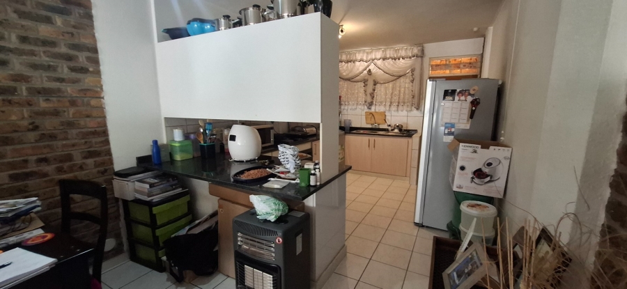 2 Bedroom Property for Sale in Gezina Gauteng