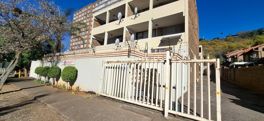 2 Bedroom Property for Sale in Gezina Gauteng