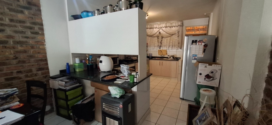 2 Bedroom Property for Sale in Gezina Gauteng