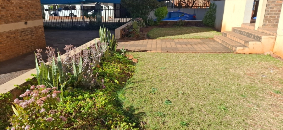 2 Bedroom Property for Sale in Gezina Gauteng