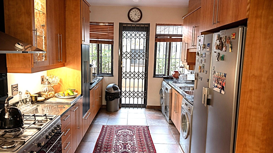 4 Bedroom Property for Sale in Illovo Gauteng