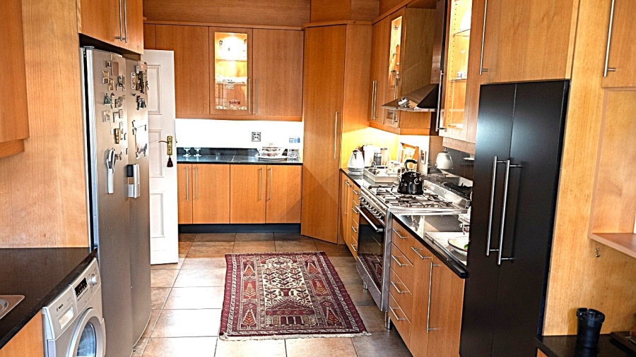 4 Bedroom Property for Sale in Illovo Gauteng