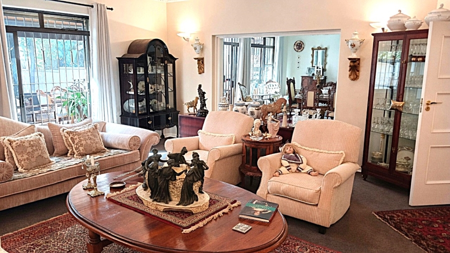 4 Bedroom Property for Sale in Illovo Gauteng