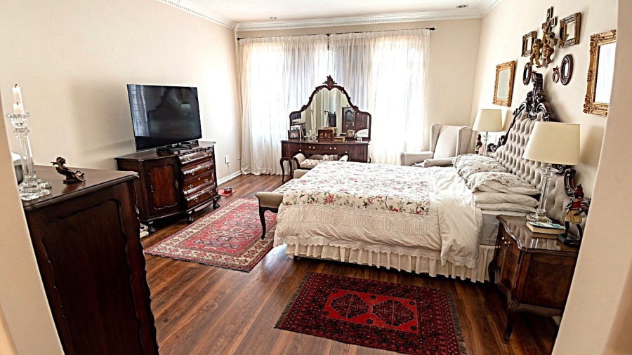 4 Bedroom Property for Sale in Illovo Gauteng