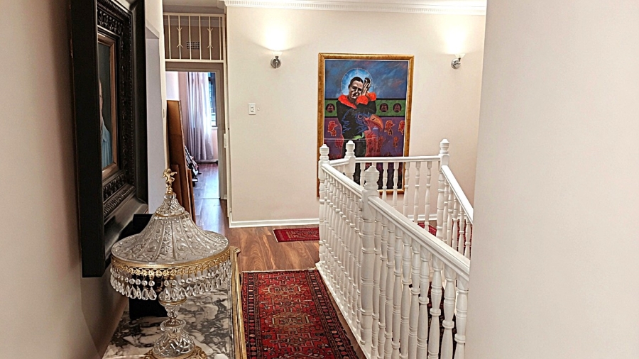 4 Bedroom Property for Sale in Illovo Gauteng