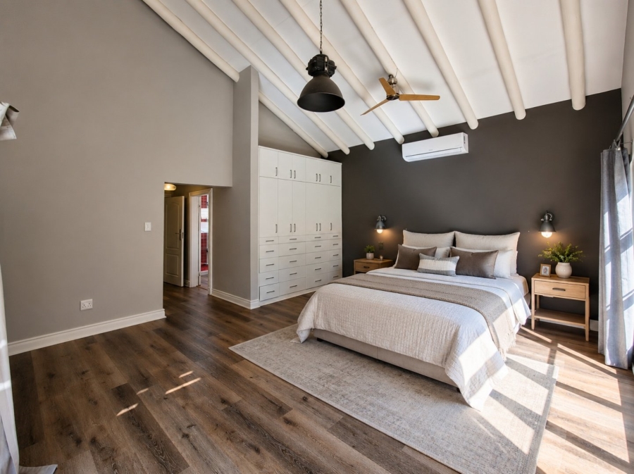 5 Bedroom Property for Sale in Woodhill Estate Gauteng