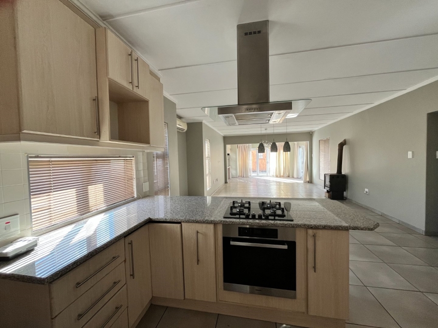 4 Bedroom Property for Sale in Riverspray Lifestyle Estate Gauteng