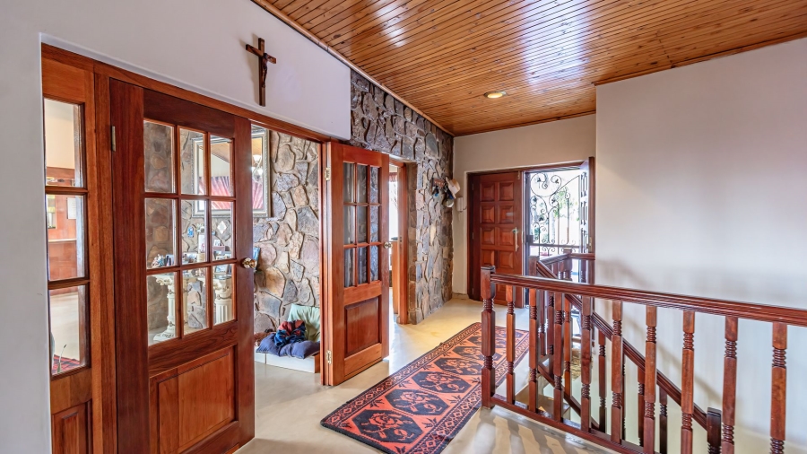 4 Bedroom Property for Sale in Glenvista Gauteng