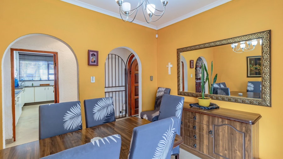 4 Bedroom Property for Sale in Glenvista Gauteng