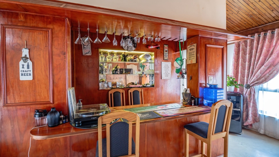 4 Bedroom Property for Sale in Glenvista Gauteng