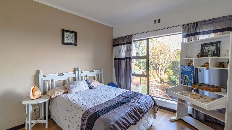 4 Bedroom Property for Sale in Glenvista Gauteng