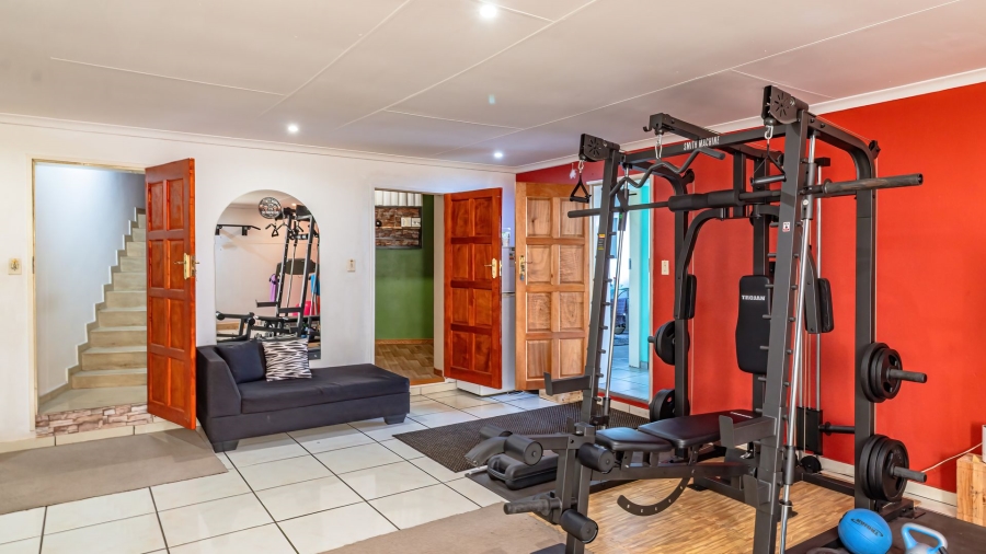 4 Bedroom Property for Sale in Glenvista Gauteng
