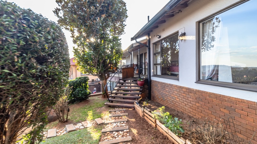 4 Bedroom Property for Sale in Glenvista Gauteng