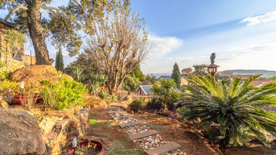 4 Bedroom Property for Sale in Glenvista Gauteng