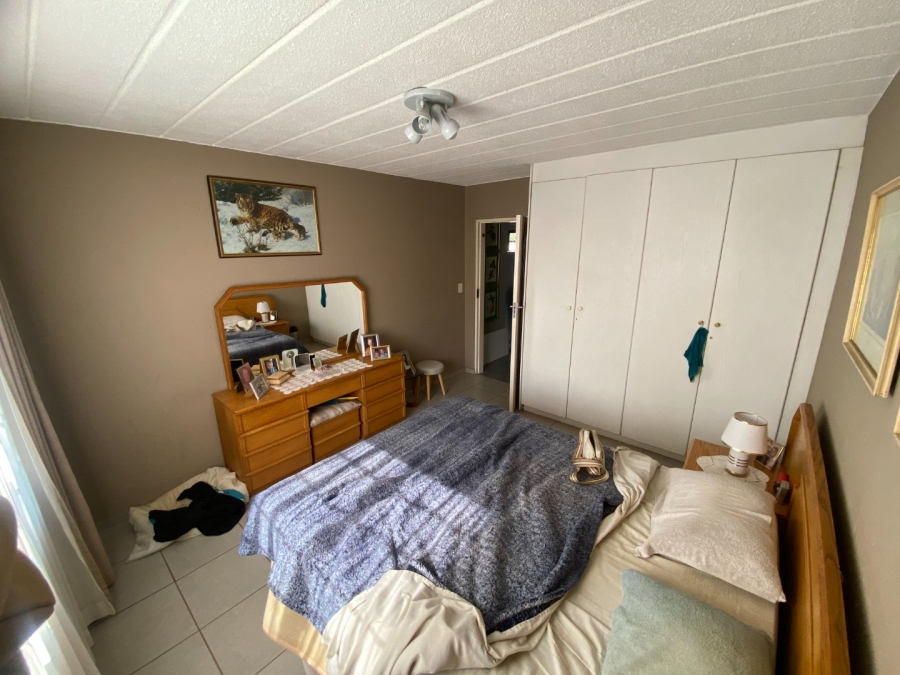 2 Bedroom Property for Sale in Glenvista Gauteng