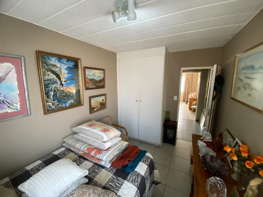 2 Bedroom Property for Sale in Glenvista Gauteng