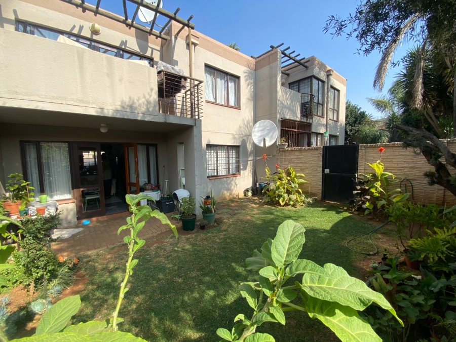 2 Bedroom Property for Sale in Glenvista Gauteng
