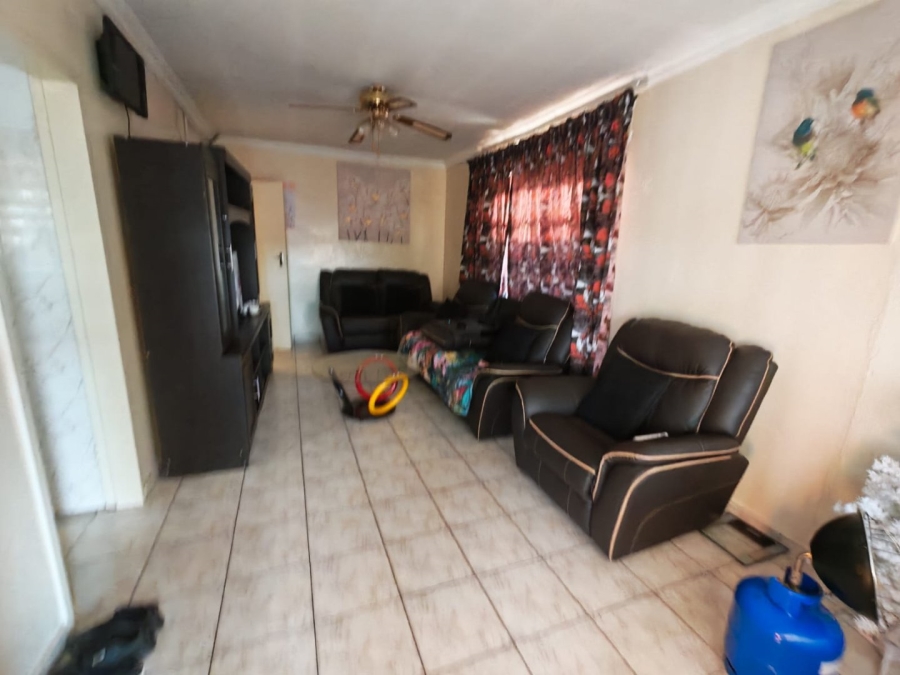3 Bedroom Property for Sale in Lenasia Ext 6 Gauteng