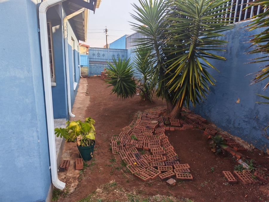3 Bedroom Property for Sale in Lenasia Ext 6 Gauteng