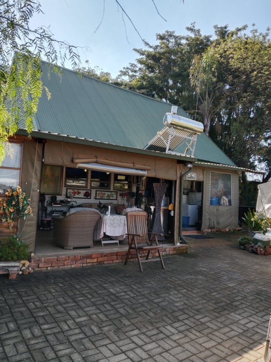 Commercial Property for Sale in Kleinfontein A H Gauteng